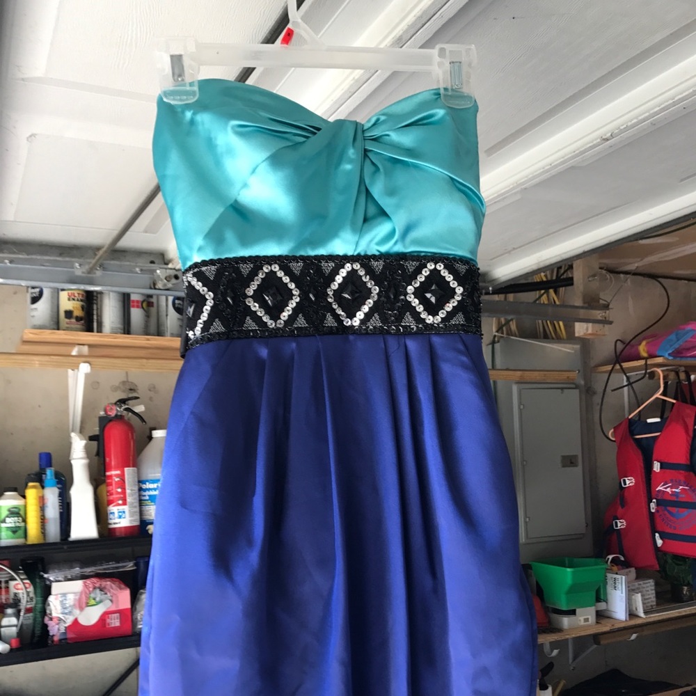 Strapless dress